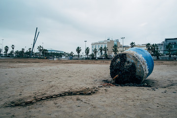 Una boya en Playa de Malvarrosa dejada por borrasca Gloria