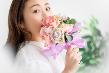 Fototapeta premium バラと女性