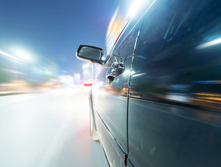 Obraz premium car on the road with motion blur background
