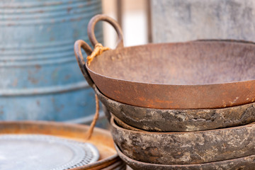 Fototapeta na wymiar Rusty vintage kitchenware, UAE heritage