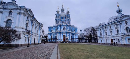 Obraz premium St. Petersburg Smolny Cathedral 