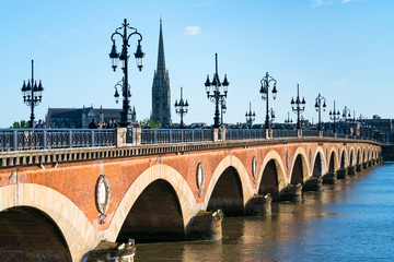 Stone bridge, Garonne river, Bordeaux, Nouvelle Aquitaine, France, Europe - obrazy, fototapety, plakaty