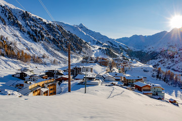 Schi Dorf Obergurgl in 2000 Höhenmetern im Winter, Tirol, Österreich,