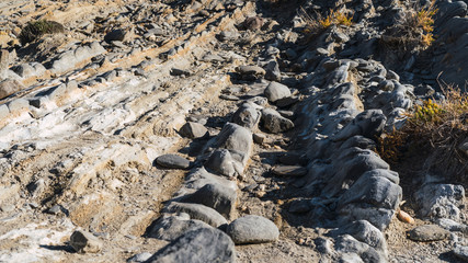 Rocas en el desierto de Tabernas de la provincia de Almeria