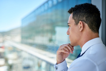 Thinking through business strategies © marvent