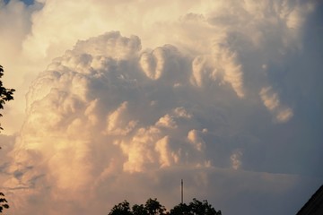 Obraz na płótnie Canvas Drohende Wolken