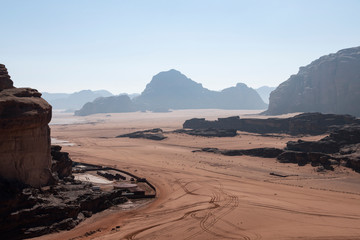 Vista panorámica del desierto de Wadi Rum, Jordania