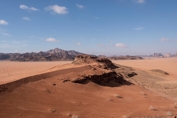 Vista panorámica del desierto de Wadi Rum, Jordania 