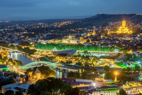 Central Tbilisi, buildings on the Kura (Mtkvari) river at night, Tbilisi, Georgia