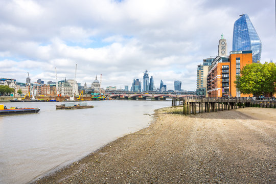 London, panoramic view over Thames river with London skyline on a sunny day
