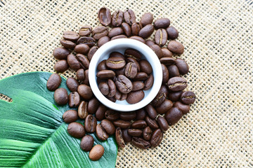  Natural coffee beans from Colombia