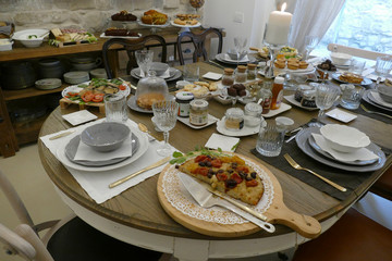 Breakfast cakes and baked goods