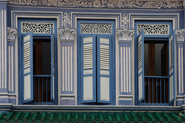 Windows in Singapore, Colonial Architecture