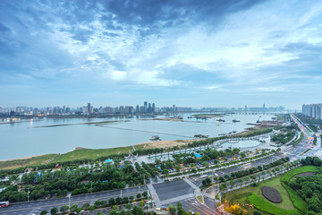 Naklejka premium Shanghai, China cityscape overlooking the Financial District and Huangpu River.