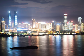 Fototapeta na wymiar Twilight shot with the Shanghai skyline and the Huangpu river, China