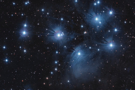 Asterisma delle Pleiadi nella costellazione del Toro