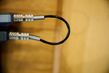 オーディオケーブル・ポータブルアンプの接続