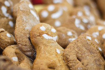 Fresh baked gingerbread. Aromatic scented dessert concept