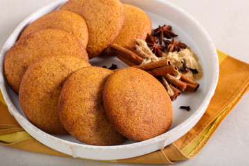 Spicy sweet cookies on plate