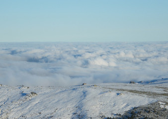 mar de núvens
