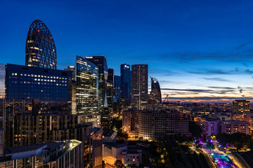 Obraz premium nuit sur la défense 