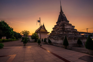 Background of religious tourist attractions, the old Buddha Church (Phra Buddha Chinaraj National...