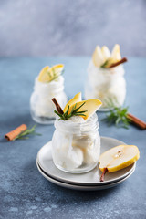 Ice cream with pears
