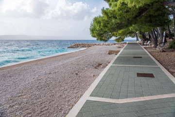 Seepromenade in Brela an der Makarska Riviera,Dalmatien,Adria,Kroatien