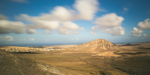 Fototapeta na wymiar Montana Tindaya auf Fuerteventura