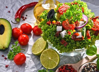 Composition with vegetable salad bowl