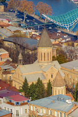 Fototapeta na wymiar Sioni Cathedral is the main temple of Tbilisi and one of the two main churches of the Georgian Church. Panorama from the mountain