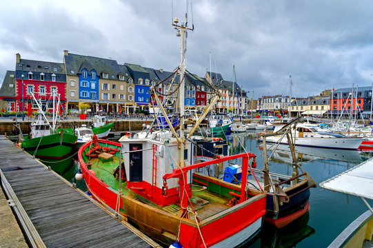 Port de Paimpol, Bretagne, C&ocirc;tes-d&rsquo;Armor, France	