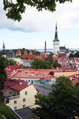 Fototapeta na wymiar The old town of Estonia's quaint capital city Talinn