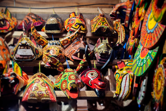 Mascaras T&iacute;picas 