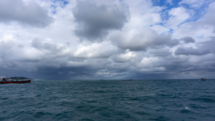 Obraz premium beautiful blue sky and clouds with sunlight