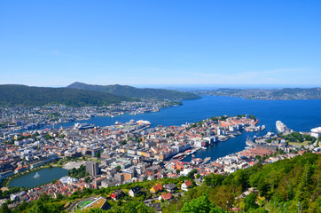 Fototapeta na wymiar Cityscape of Bergen(Norway),view from Floyen