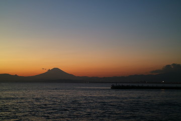 Naklejka na ściany i meble 江の島から望む富士山