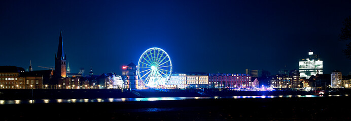 Blue Eye Ferris wheel cologne