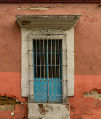 Fototapeta na wymiar Colourful Mexican houses in Oaxaca Mexico
