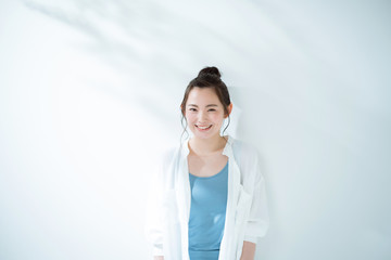 女性