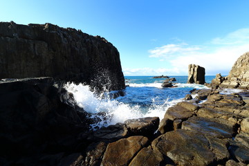 東尋坊の波打ち際