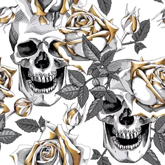 Gardinen Nahtloses Muster mit goldenen Rosenblüten, Blättern, Knospen und silbernen Schädeln auf weißem Hintergrund. Vektor-Illustration. © Afishka