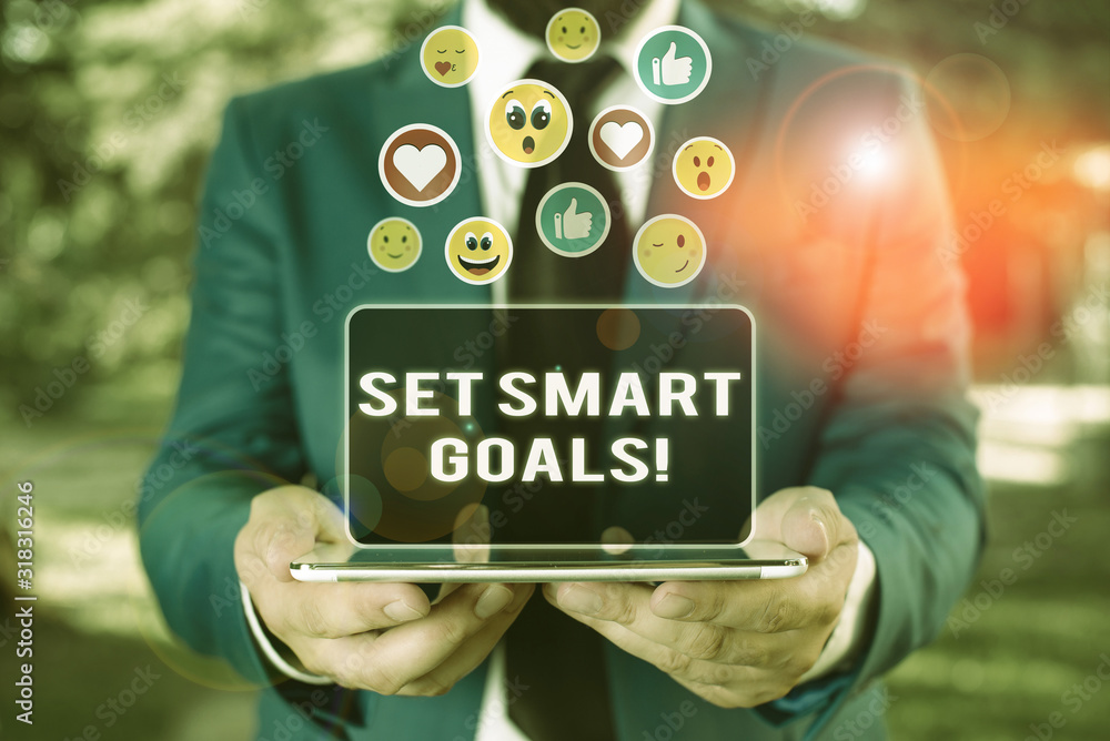 Poster handwriting text set smart goals. conceptual photo list to clarify your ideas focus efforts use time
