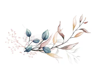 Aquarell gemalter Blumenstrauß lokalisiert auf weißem Hintergrund. Arrangement mit Ästen, Blättern, grafischen Elementen aus rosafarbenem Goldstaub. © satika