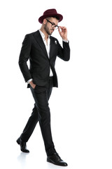 Obraz premium formal business man walking on his path sad