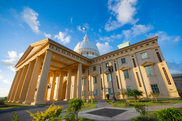 Obraz premium Parlament, budynek Kapitolu w Melekeok, Palau, Pacific