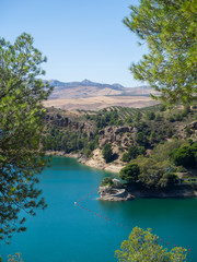 Naklejka premium Gaitanejo reservoir and dam near the Royal El Chorro Royal Trail. Spain