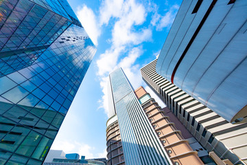 青空と高層ビルの風景 © beeboys