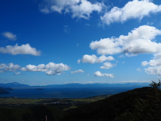 Fototapeta premium 湖を望む