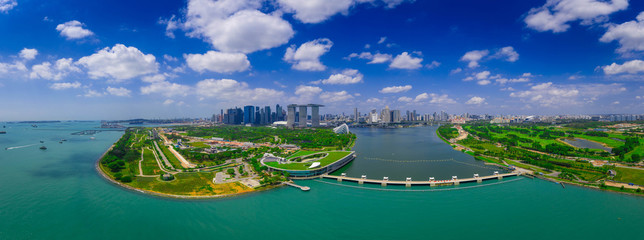 Panoramic view of Singapore. - obrazy, fototapety, plakaty